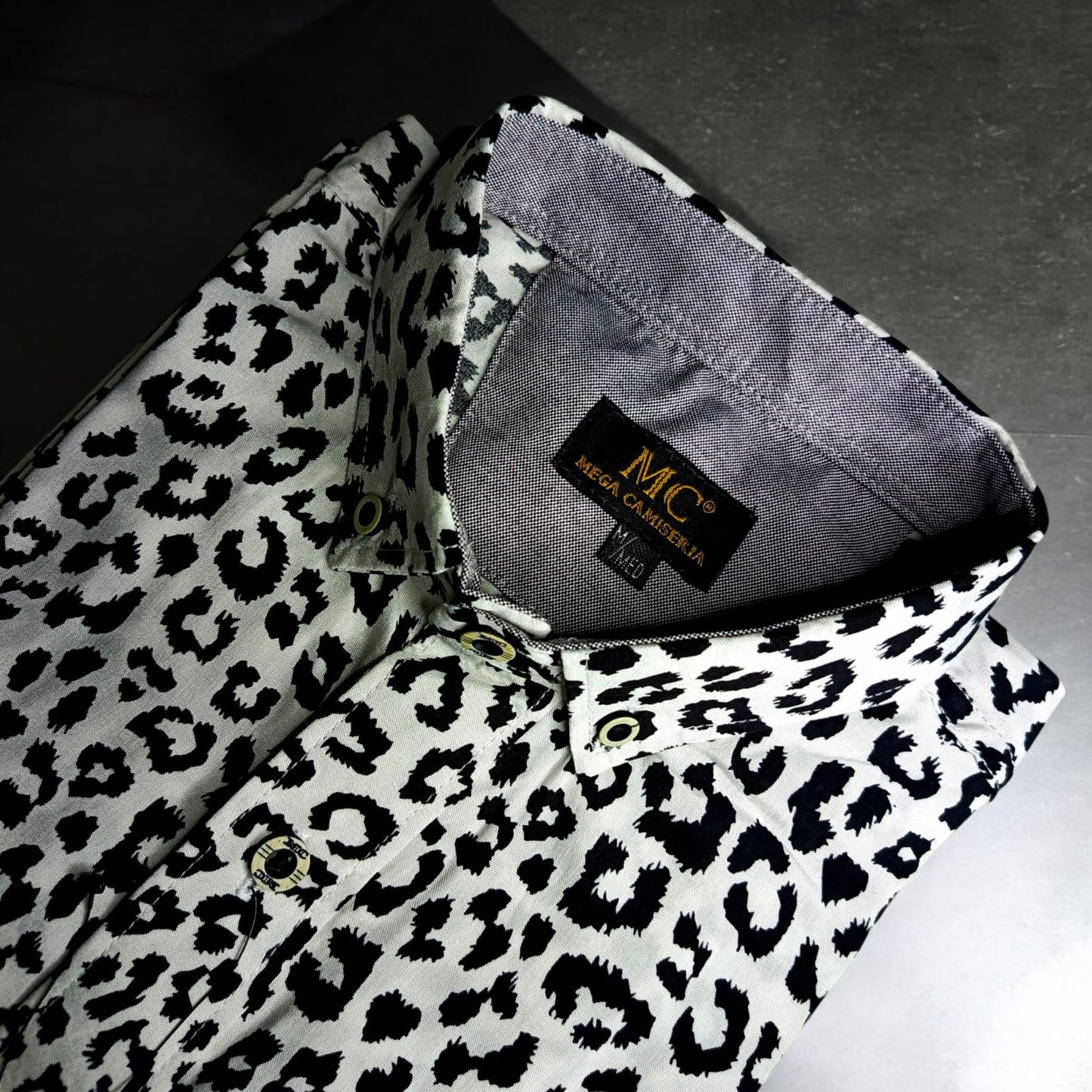 Leopardo Blanco